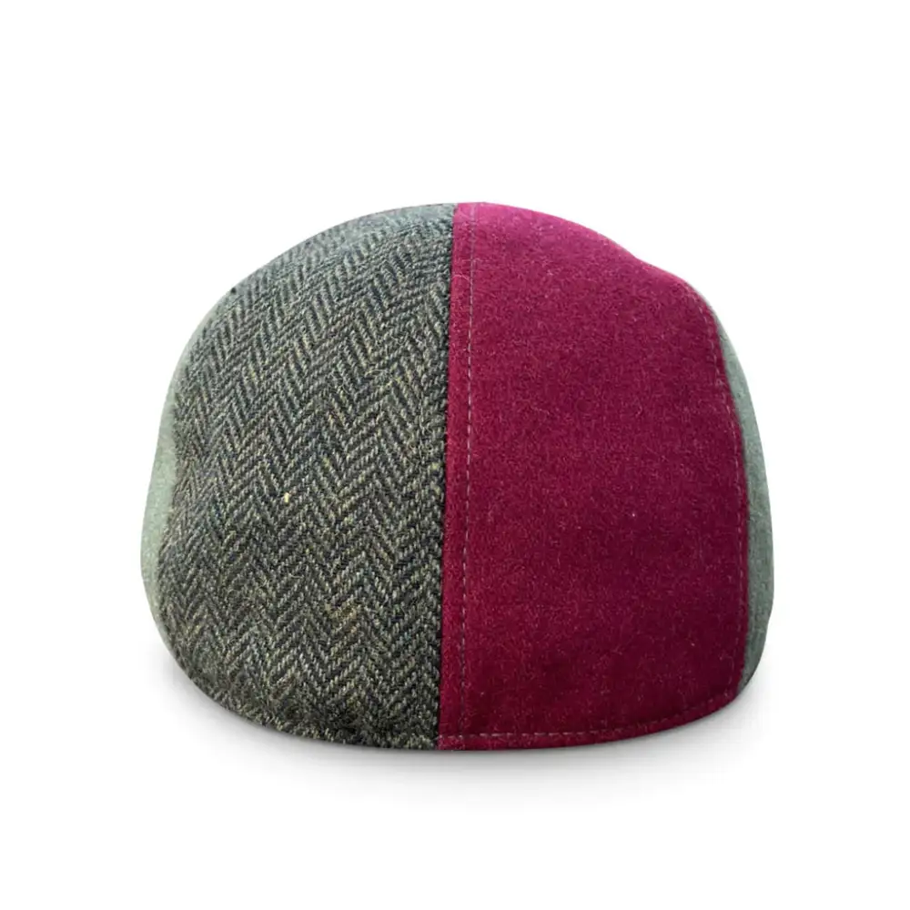 The Kringle Boston Scally Cap - Crimson & Green Plaid