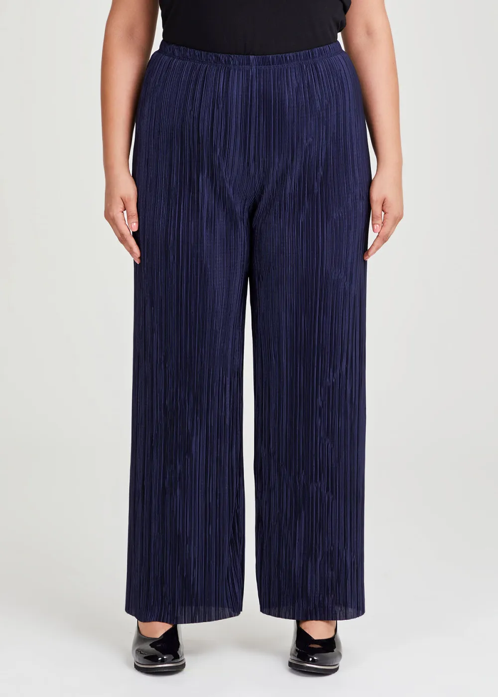 Pretty Pleat Long Pant