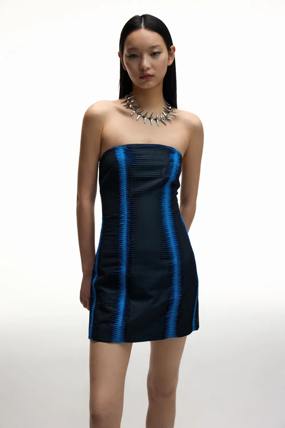 Vestido corto plisado Chet Lo