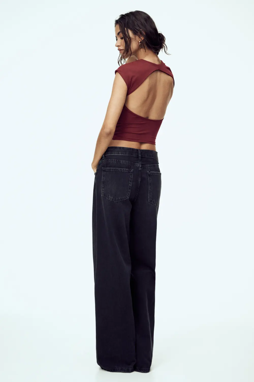 Polyamide cut-out top
