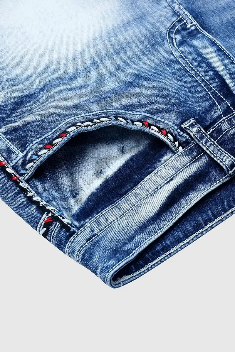 Raw Hem Stitch Detail Mid Rise Denim Shorts