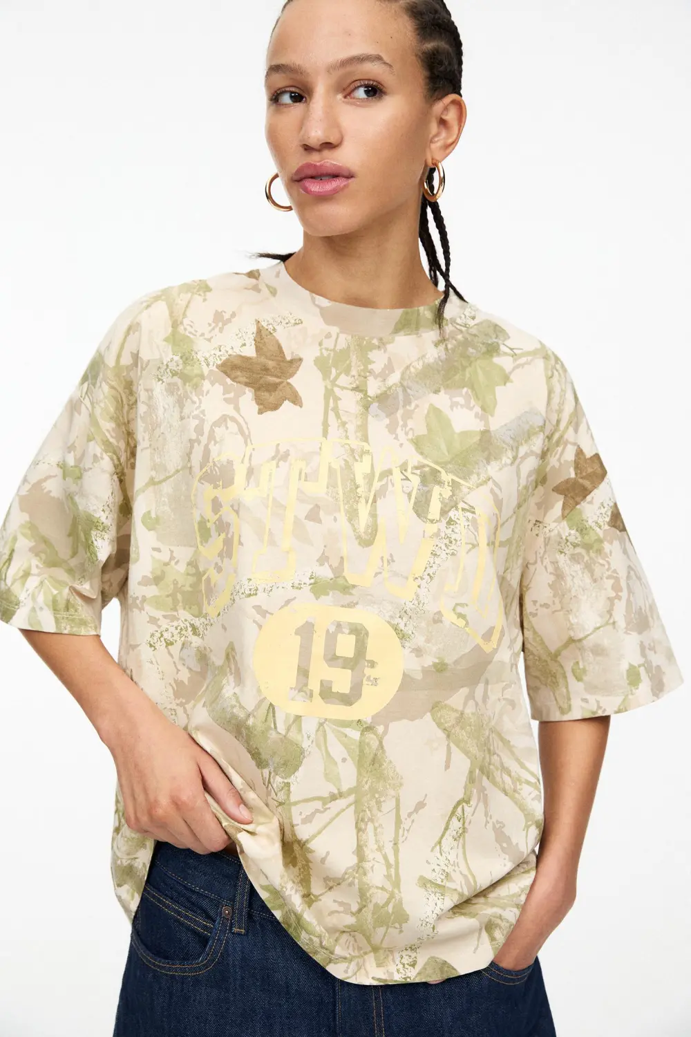 Camiseta STWD estampado hojas