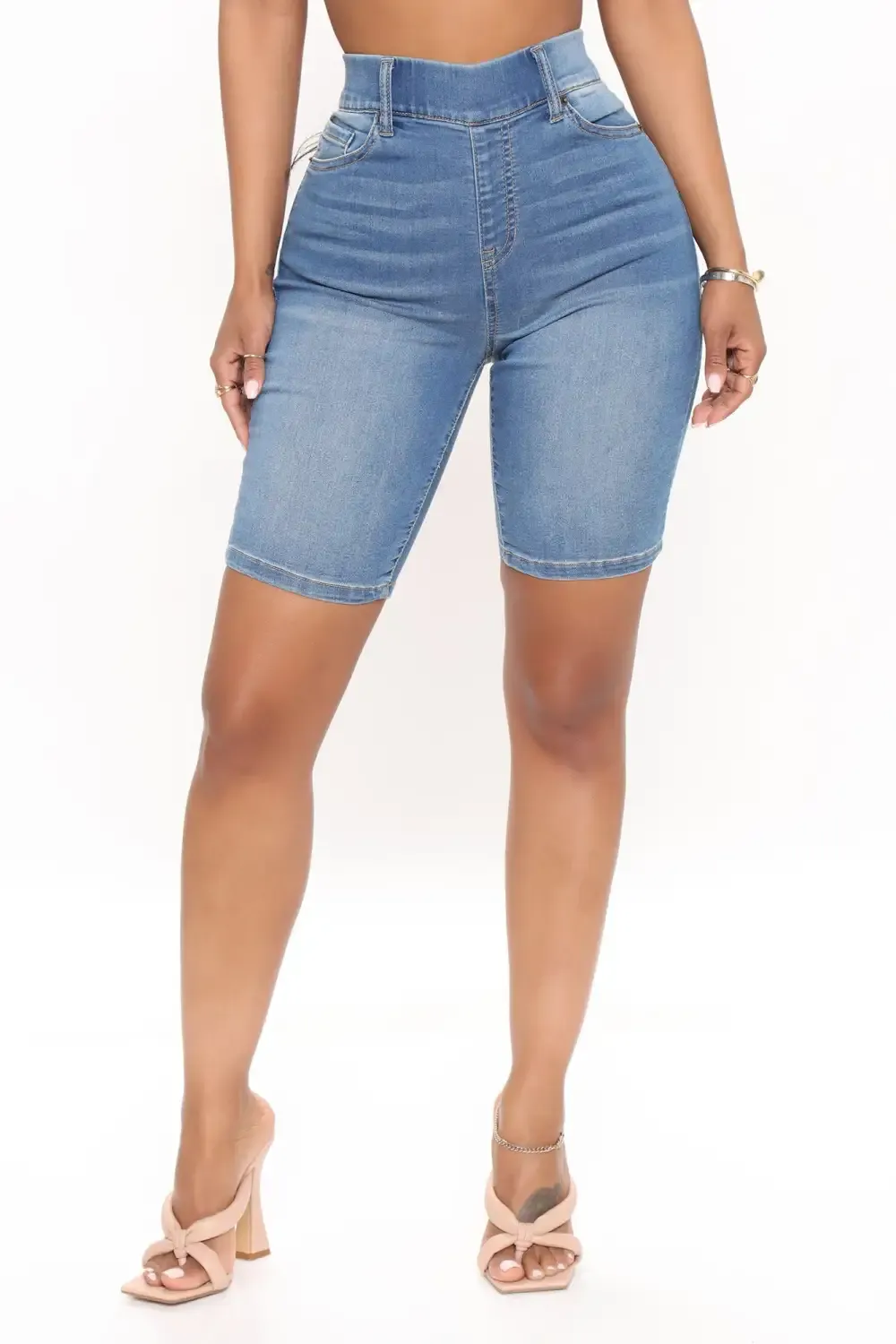 Raine Super Stretch Pull On Biker Shorts - Medium Blue Wash