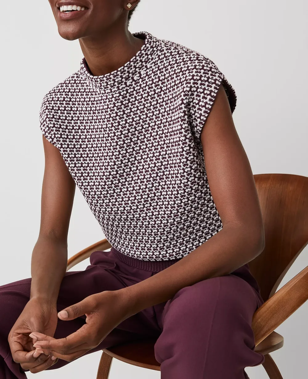 Geo Stitch Shell