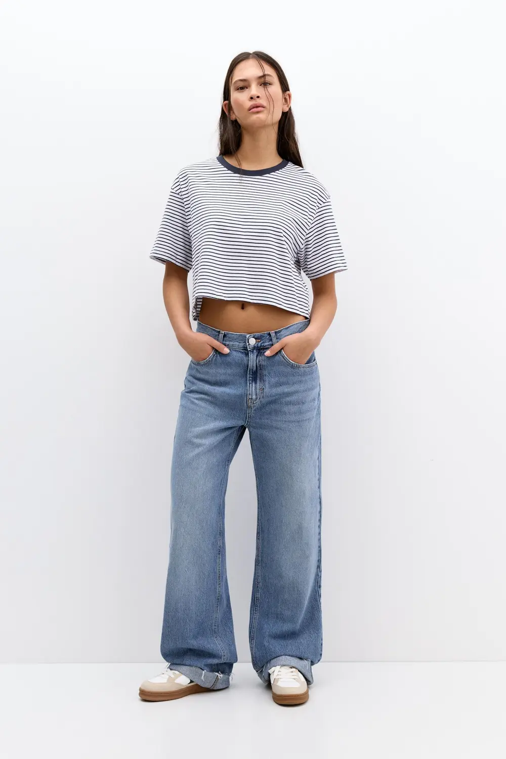 Camiseta cropped manga corta