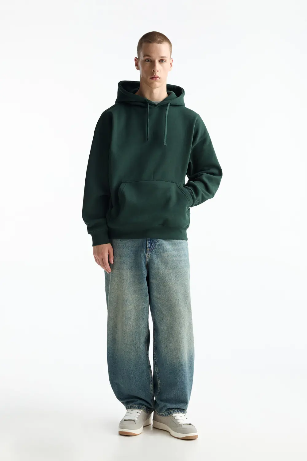 Sudadera básica capucha