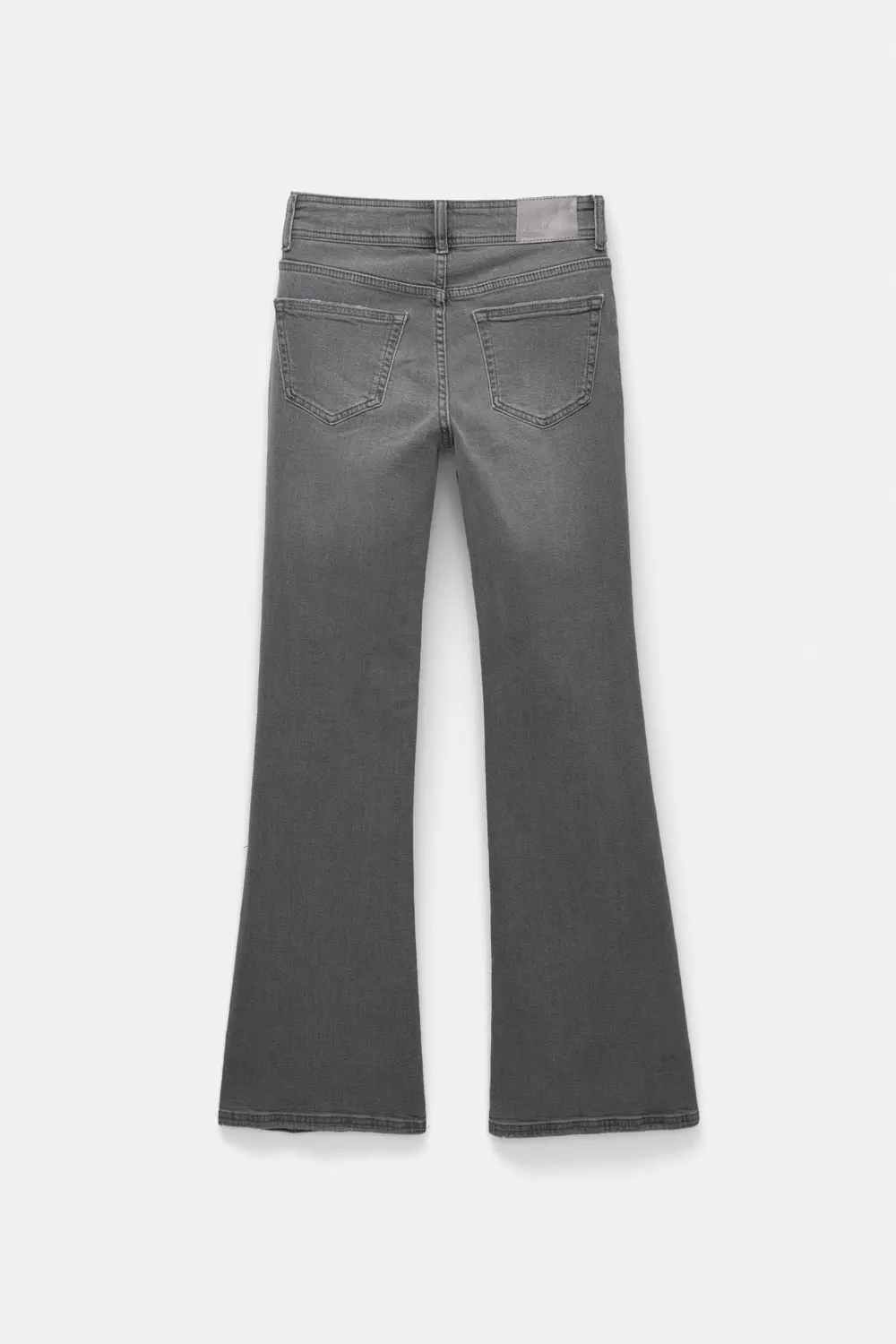 Jeans bootcut tiro bajo
