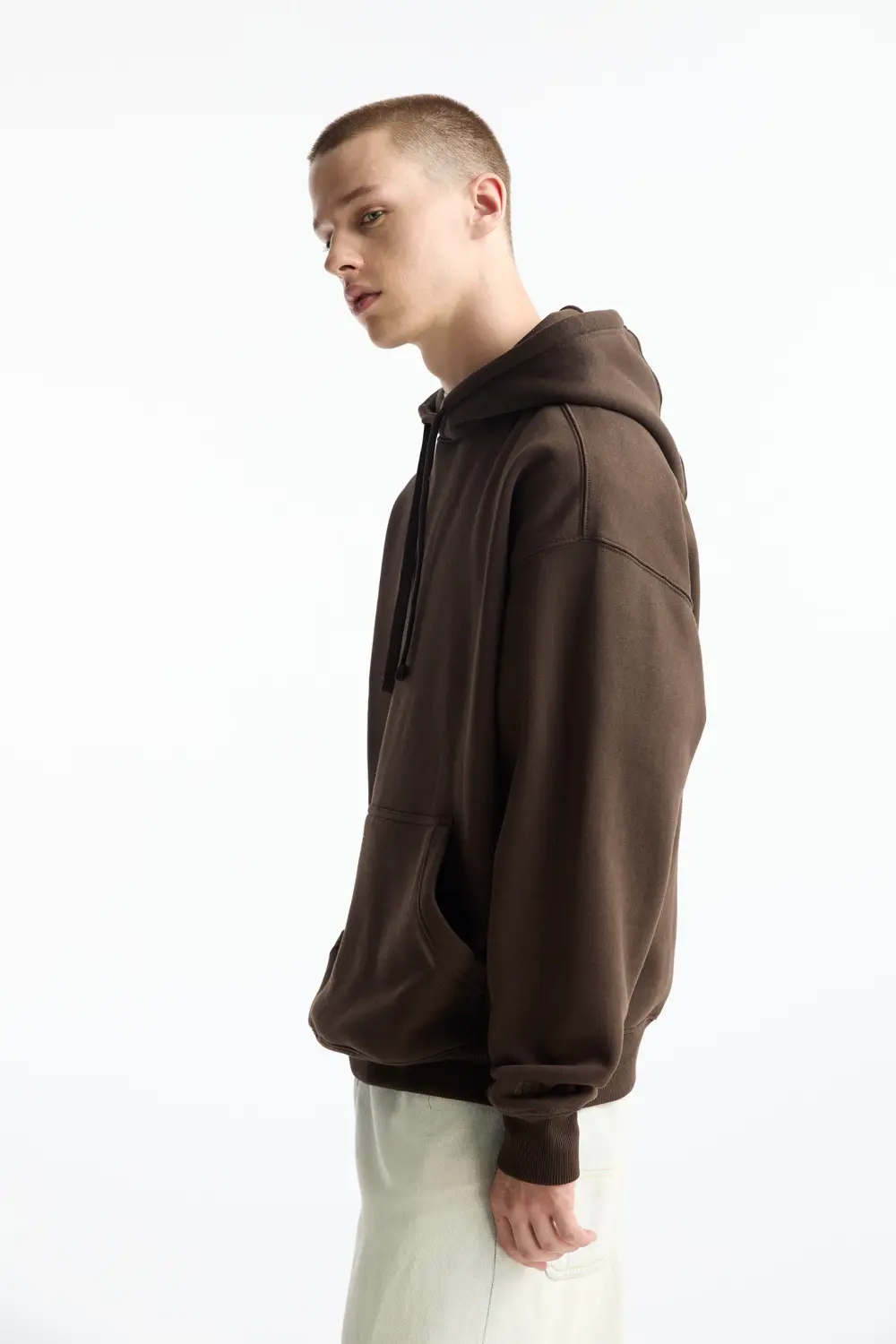 Sudadera básica capucha