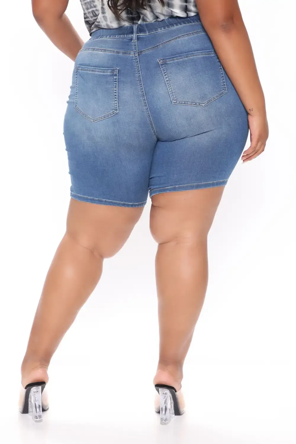 Raine Super Stretch Pull On Biker Shorts - Medium Blue Wash