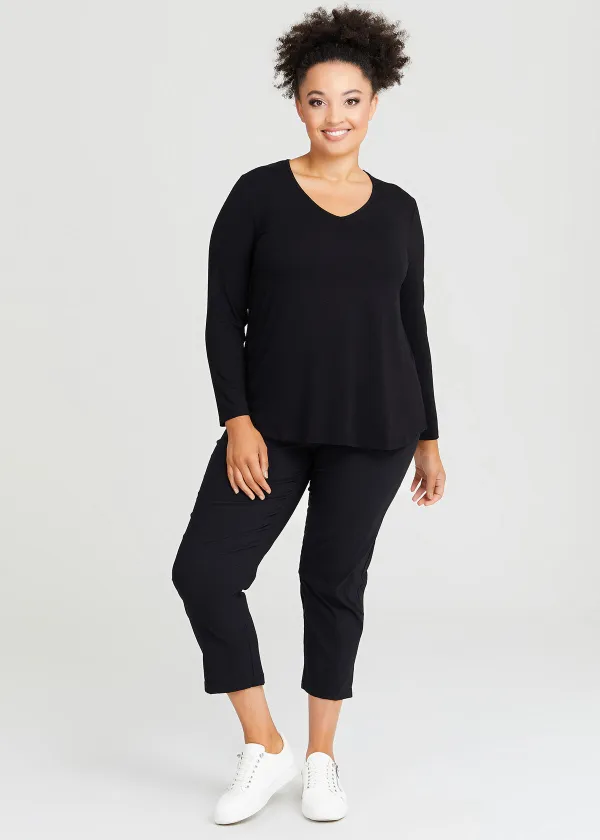 Natural Everyday V-neck Long Sleeve Top
