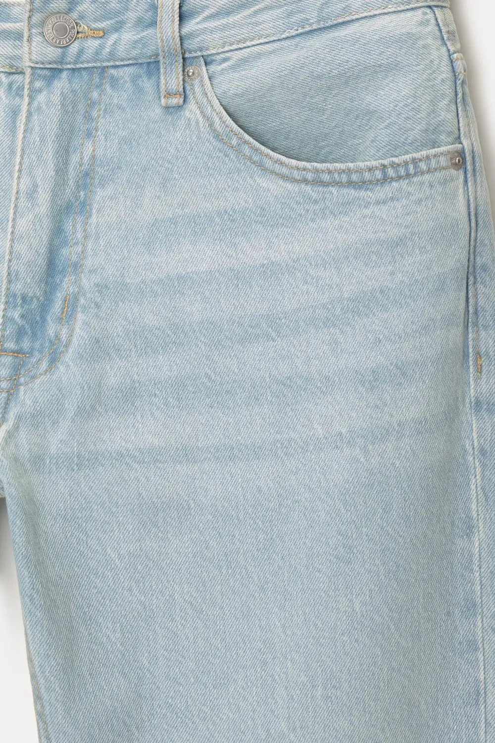 Standard jeans