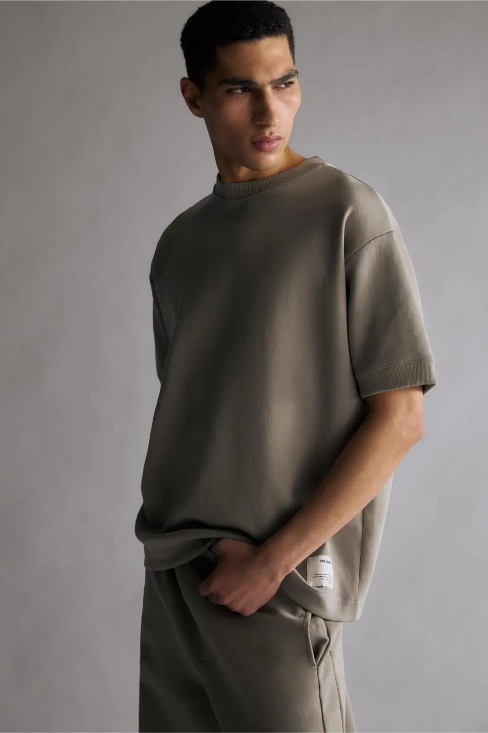 Short sleeve sweatshirt