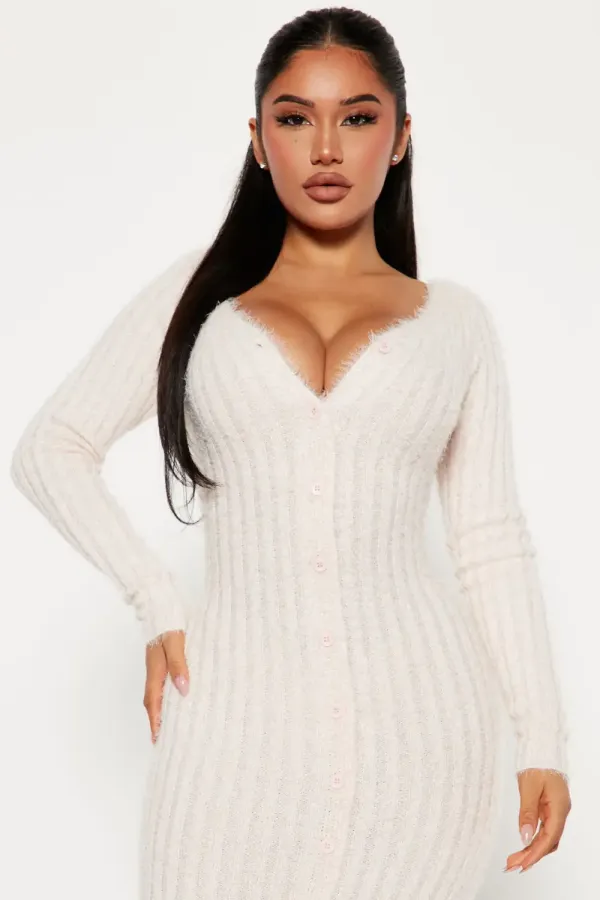 Farrah Fuzzy Sweater Maxi Dress - Pink