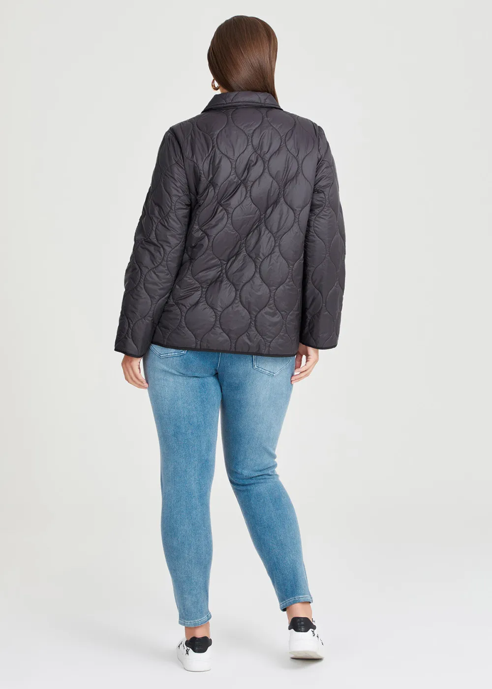 Short Quilt Puffer Jacket