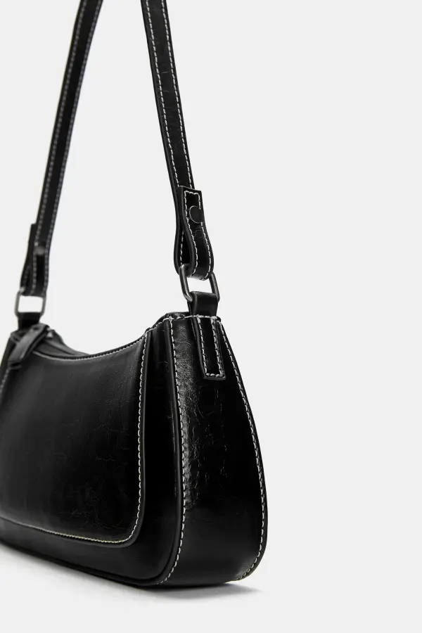 Bolso de hombro costuras