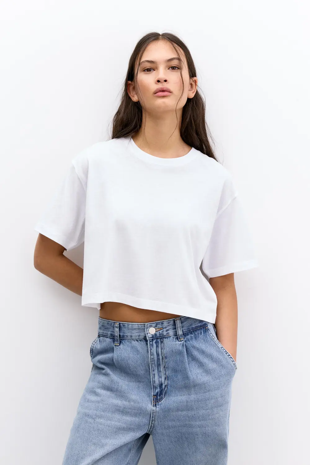 Camiseta cropped manga corta