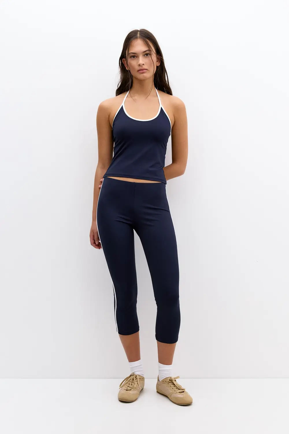 Halter top with contrast trims