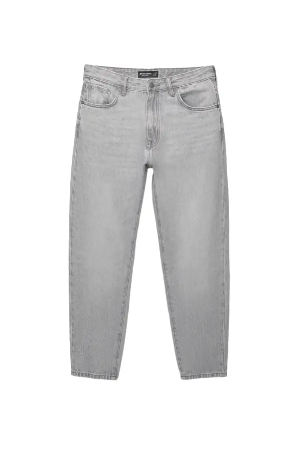 Standard jeans