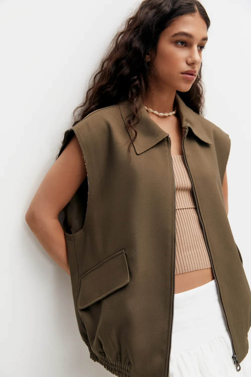 Chaleco oversize mangas desflecadas