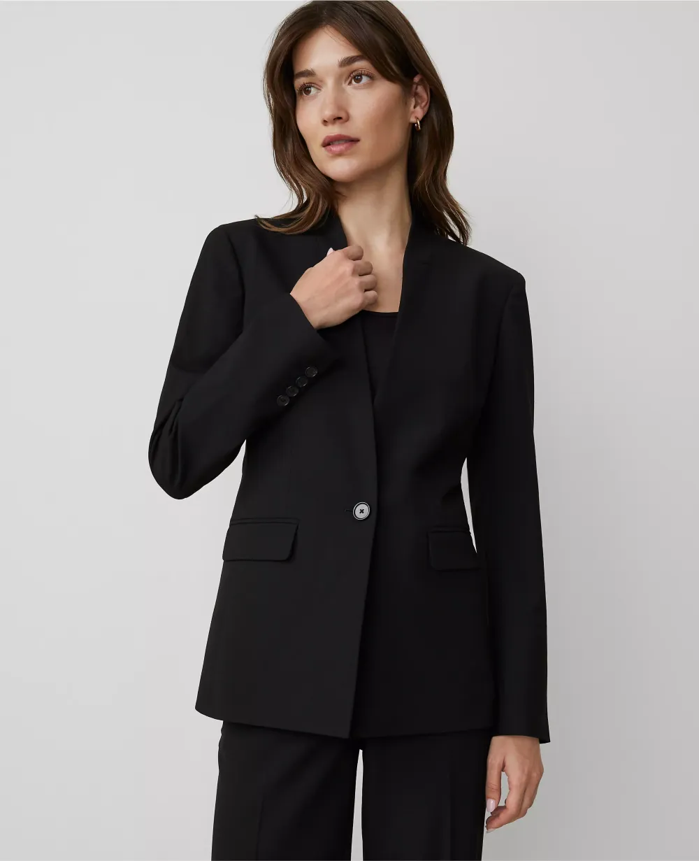 The Collarless Blazer in Seasonless Stretch