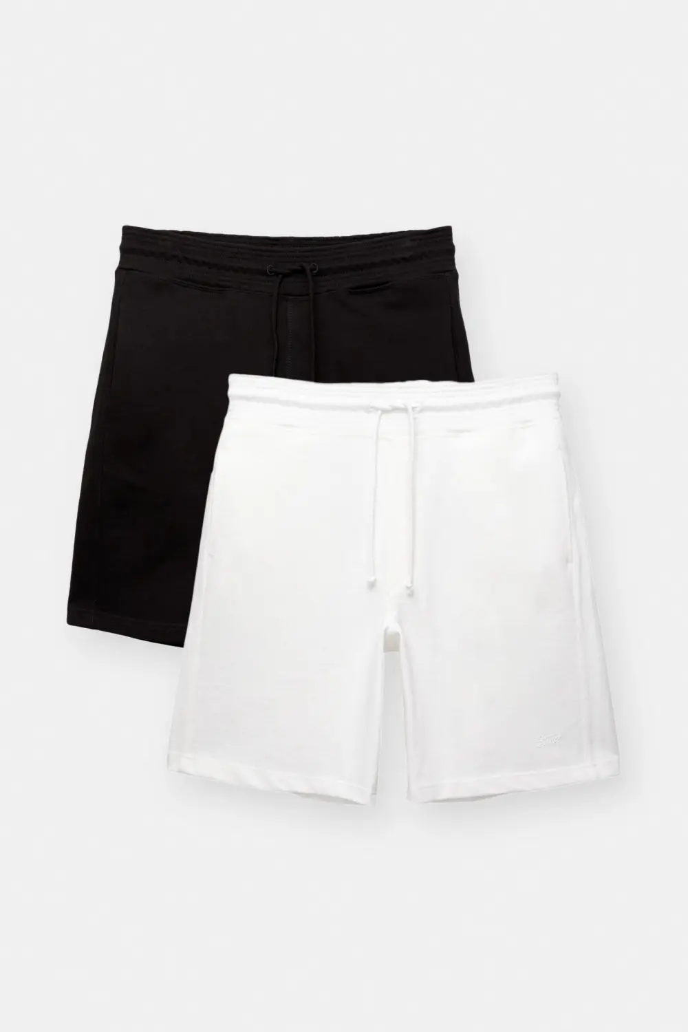 2-pack of STWD Bermuda short sweatpants