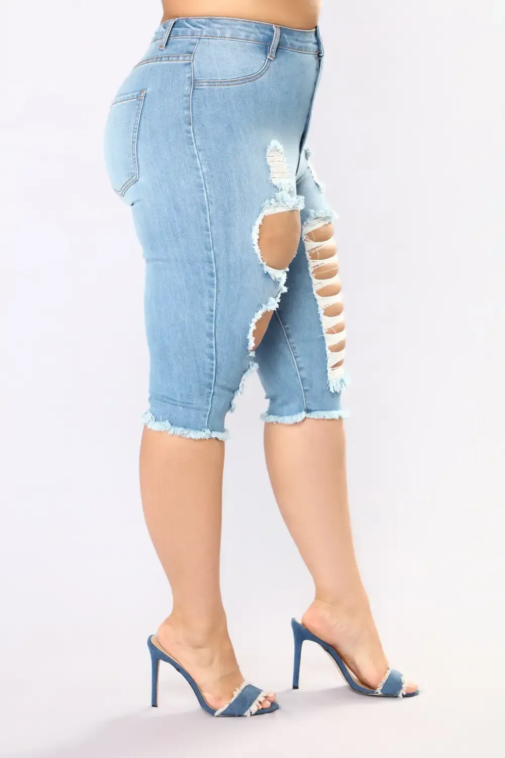 Lost At Sea Shorts - Light Blue