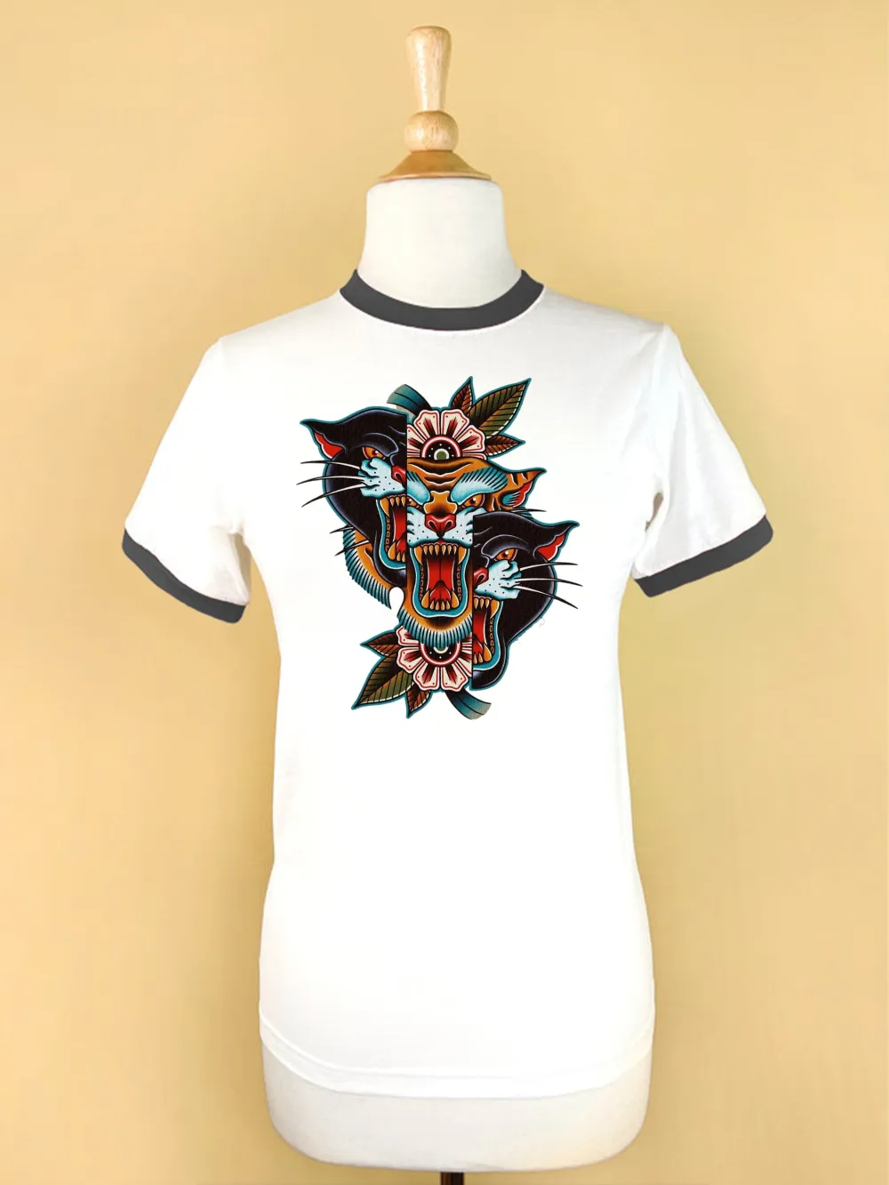 Three Leopards Graphic Tee In Light Grayk Edge