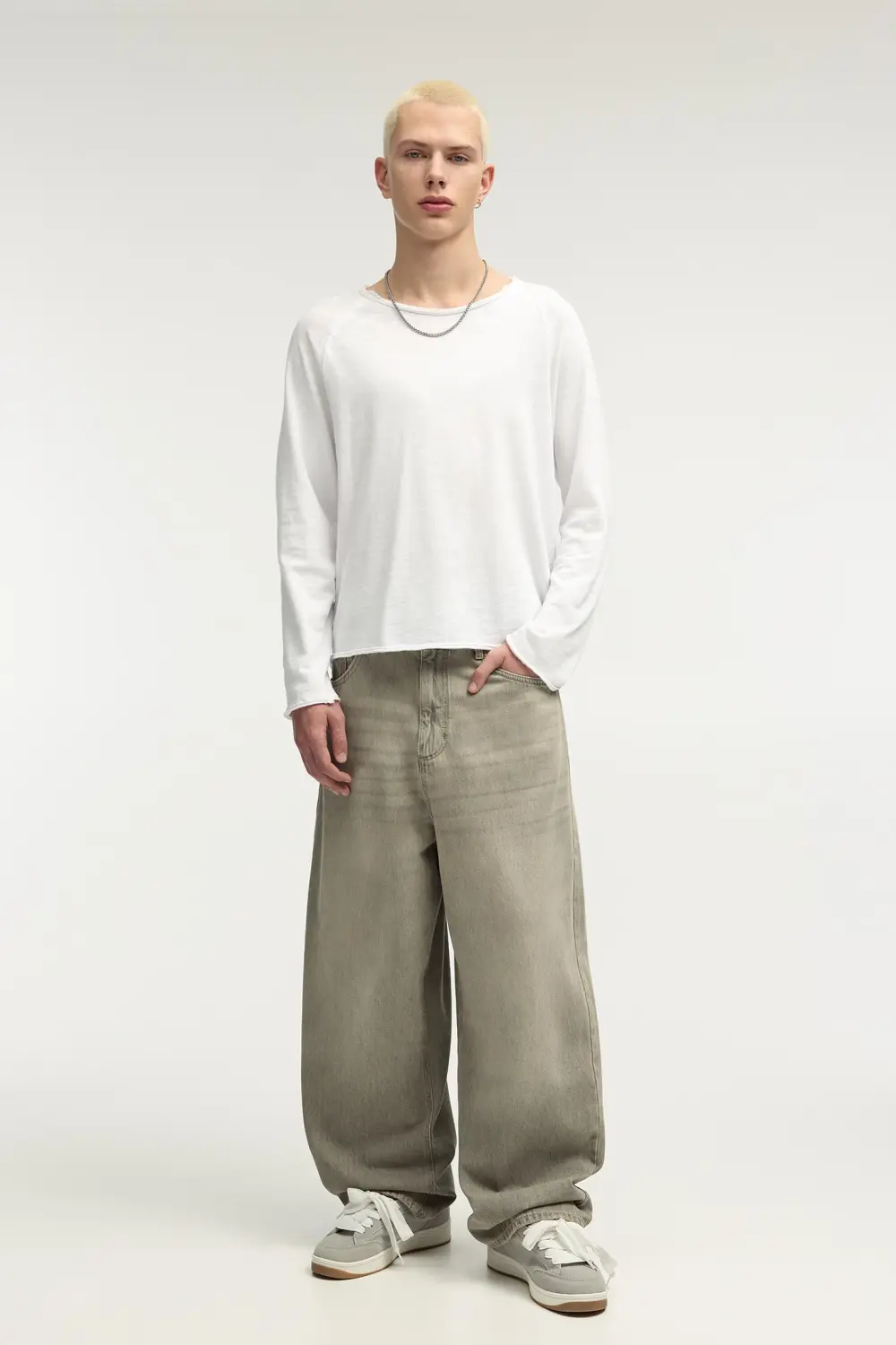 Super baggy washed finish jeans