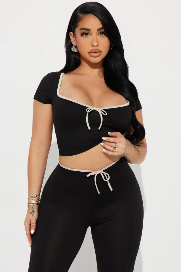 The Bow Era Pant Set - Black