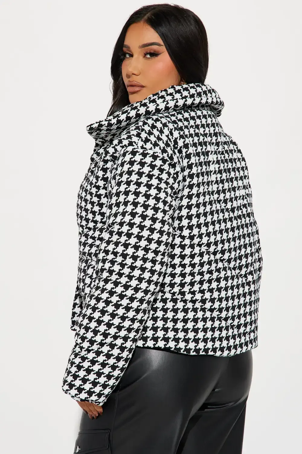 Mila Puffer Jacket - Black/White