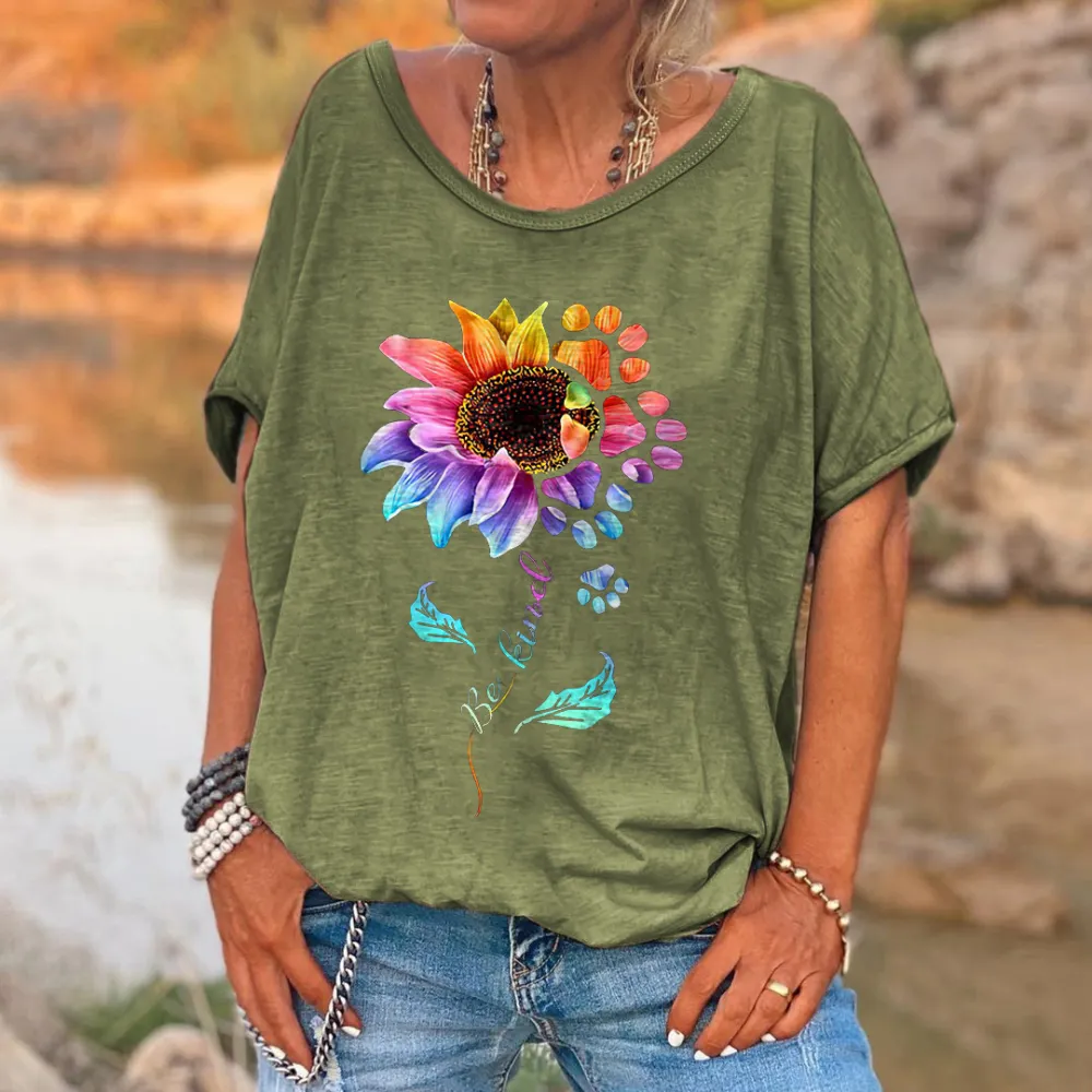 Sunflower Dog Shirt Be Kind Sunflower With Dog Paws Women's T-shirt