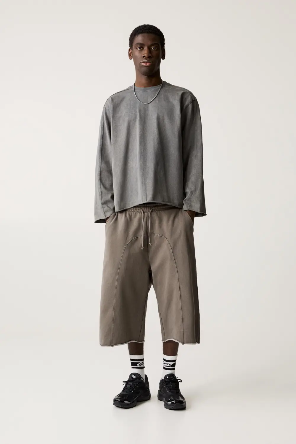 Faded T-shirt with frayed hem
