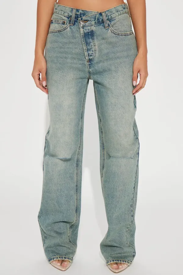 Crossover Tinted Ripped Straight Leg Jeans - Vintage Wash