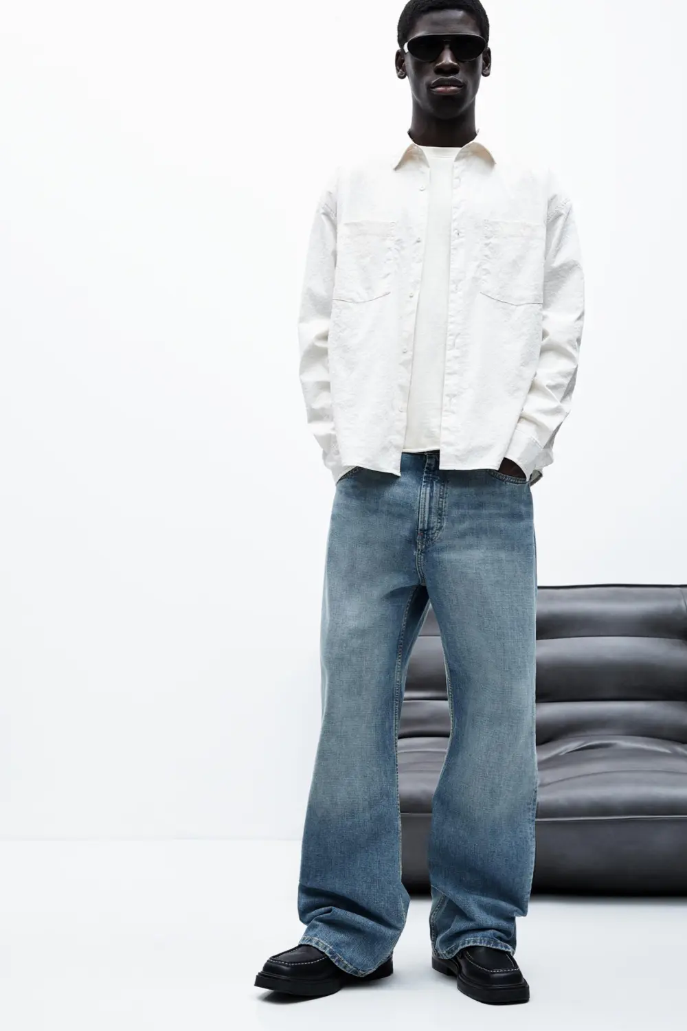 Loose flared jeans