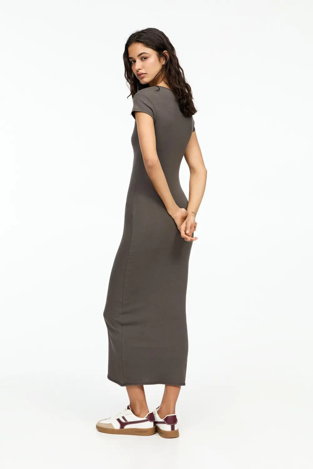 Vestido midi ajustado