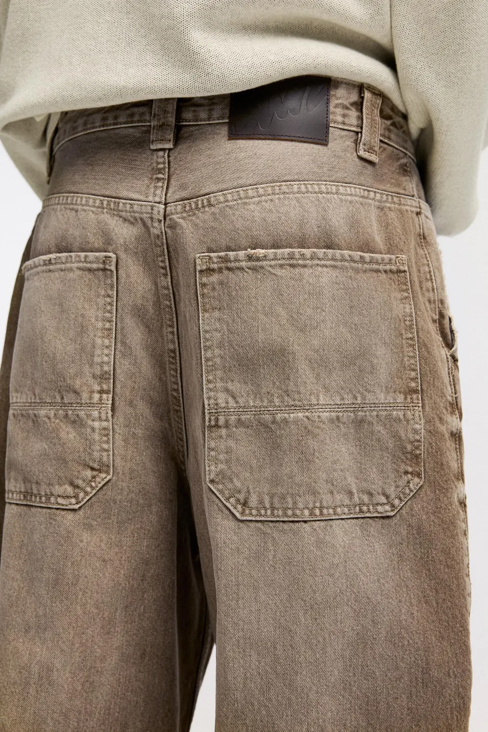 Brown skater jeans