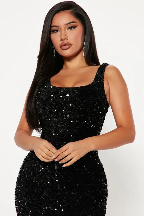 Hollie Sequin Midi Dress - Black