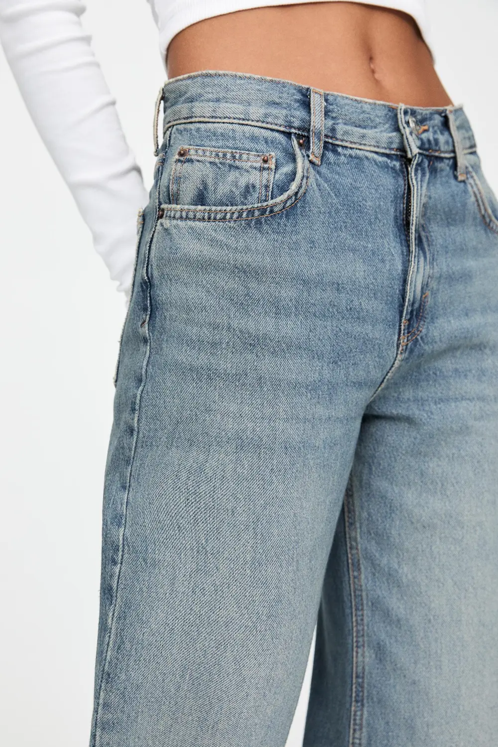 Jeans rectos tiro alto
