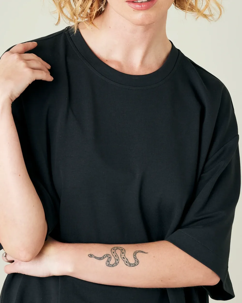 COTTON JERSEY SHORT DROP SLEEVE TOP