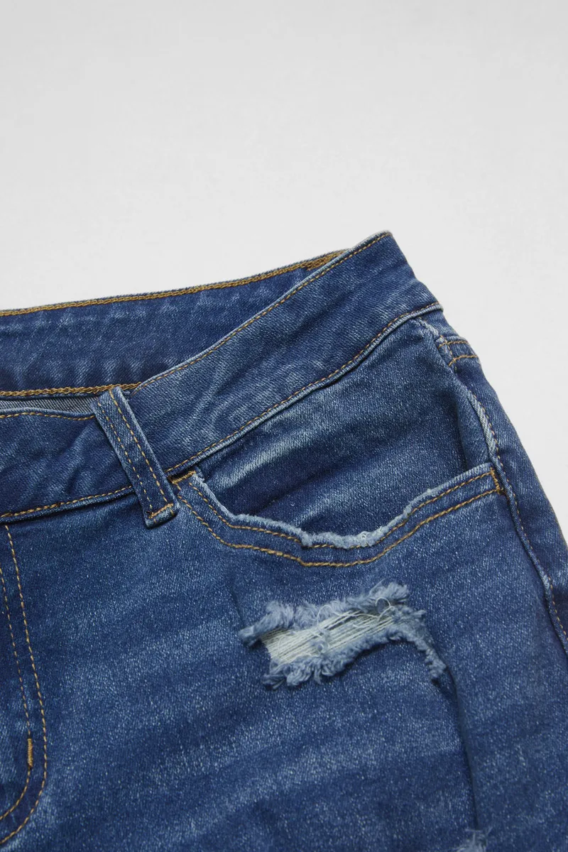 Cut Out Stitch Detail Raw Hem Mid Waist Capri Jeans