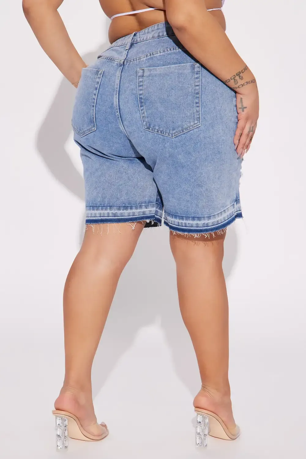 Lazuli Shredded Non Stretch Denim Shorts - Light Wash