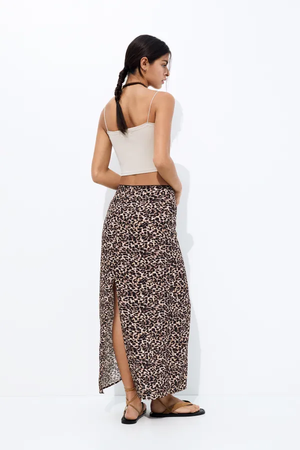 Falda midi leopardo