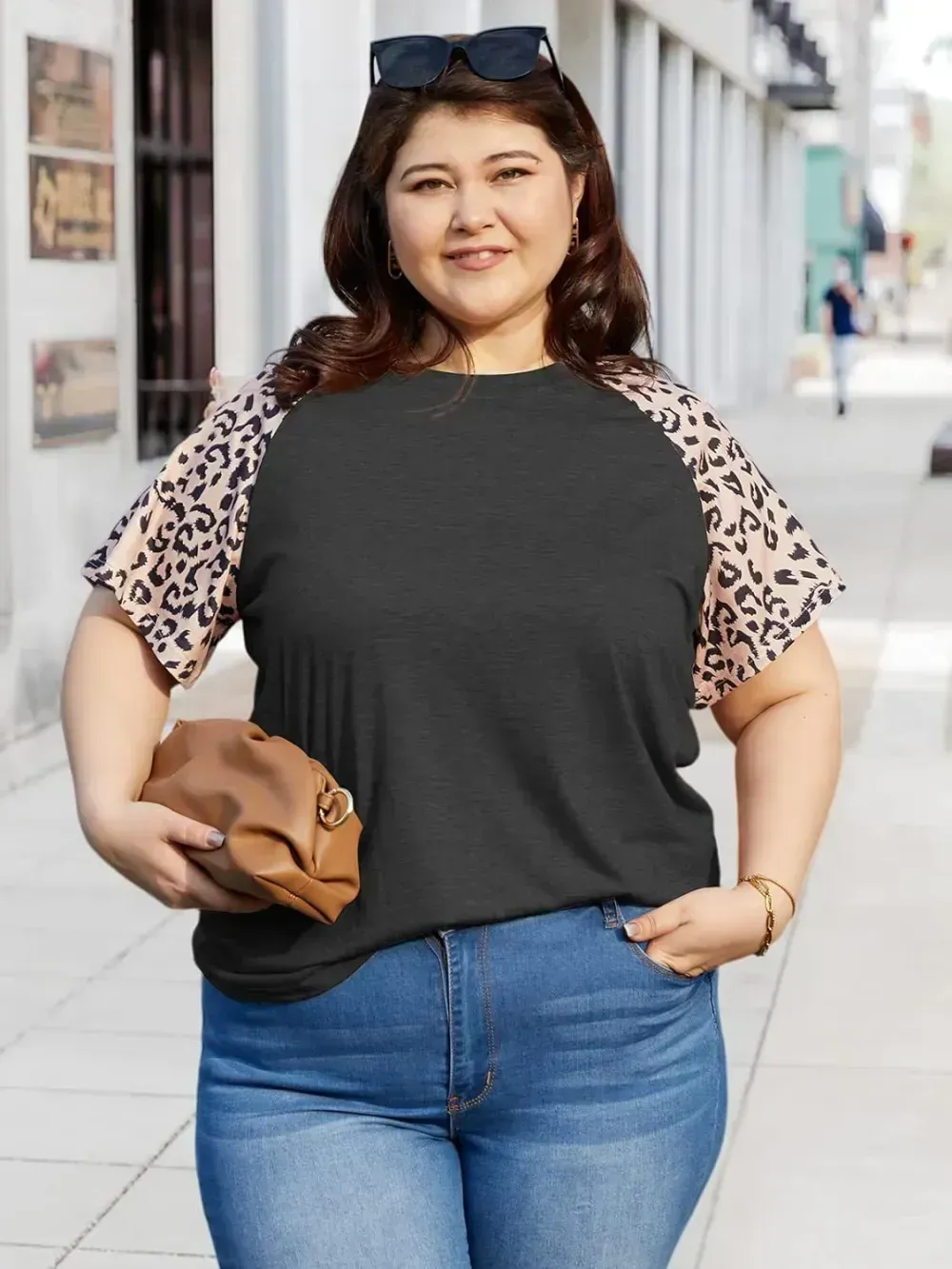 HDLTE Womens Plus Size Tops Floral Bell Sleeves Blouses Summer Crewneck Tunic Loose Casual T Shirts