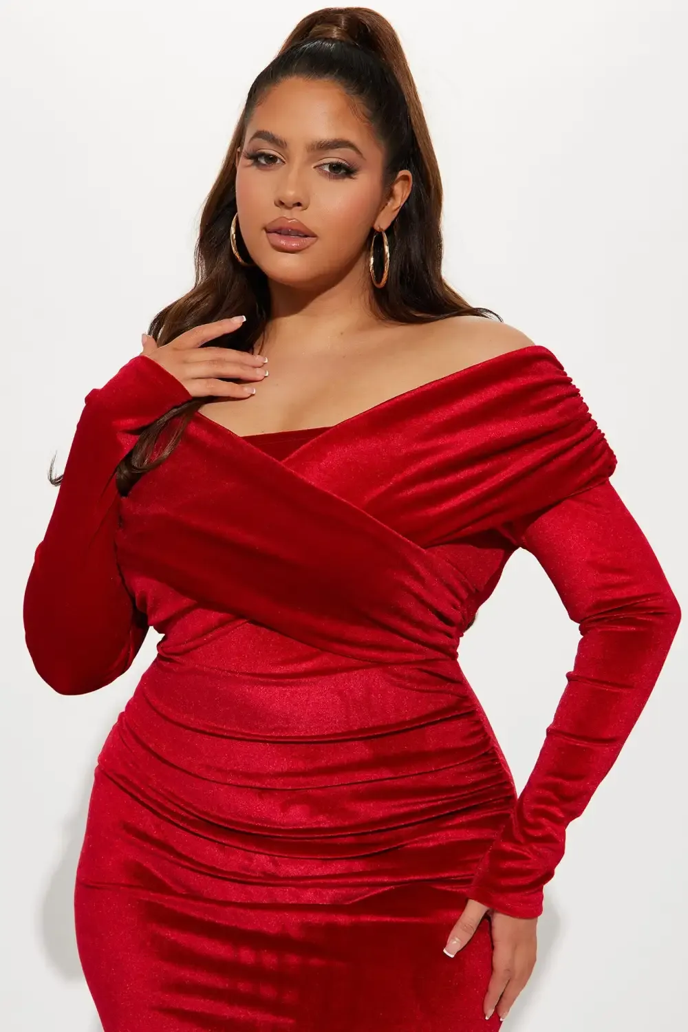 Ignore The Romance Velvet Midi Dress - Red