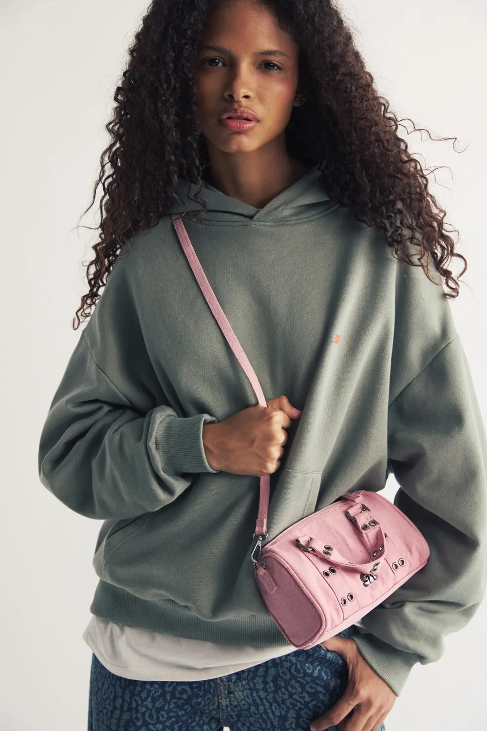 Mini bolso bandolera tachas
