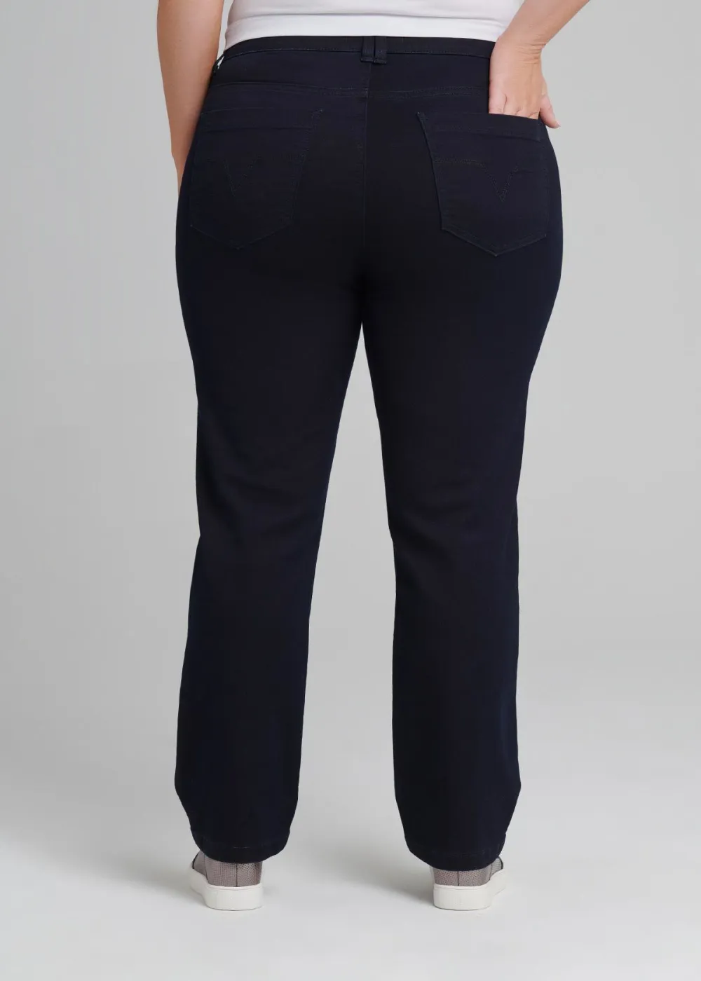 The Petite Luxe Looker Jean