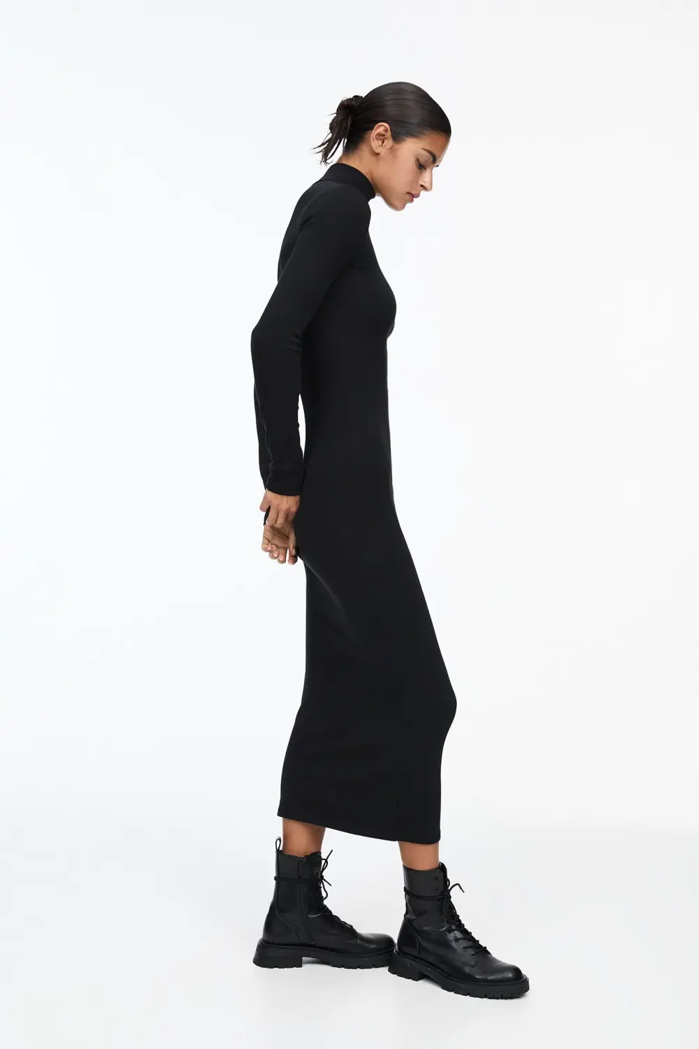Vestido midi cuello perkins