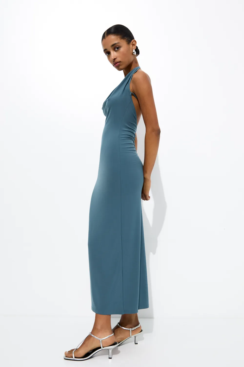 Vestido largo drapeado espalda descubierta