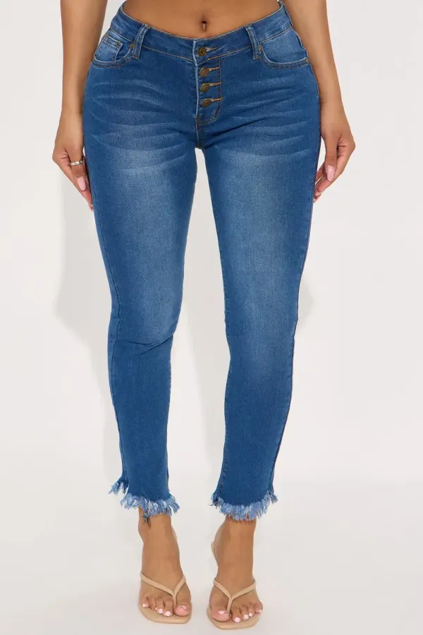 Betty Low Rise Ankle Skinny Jeans - Medium Wash