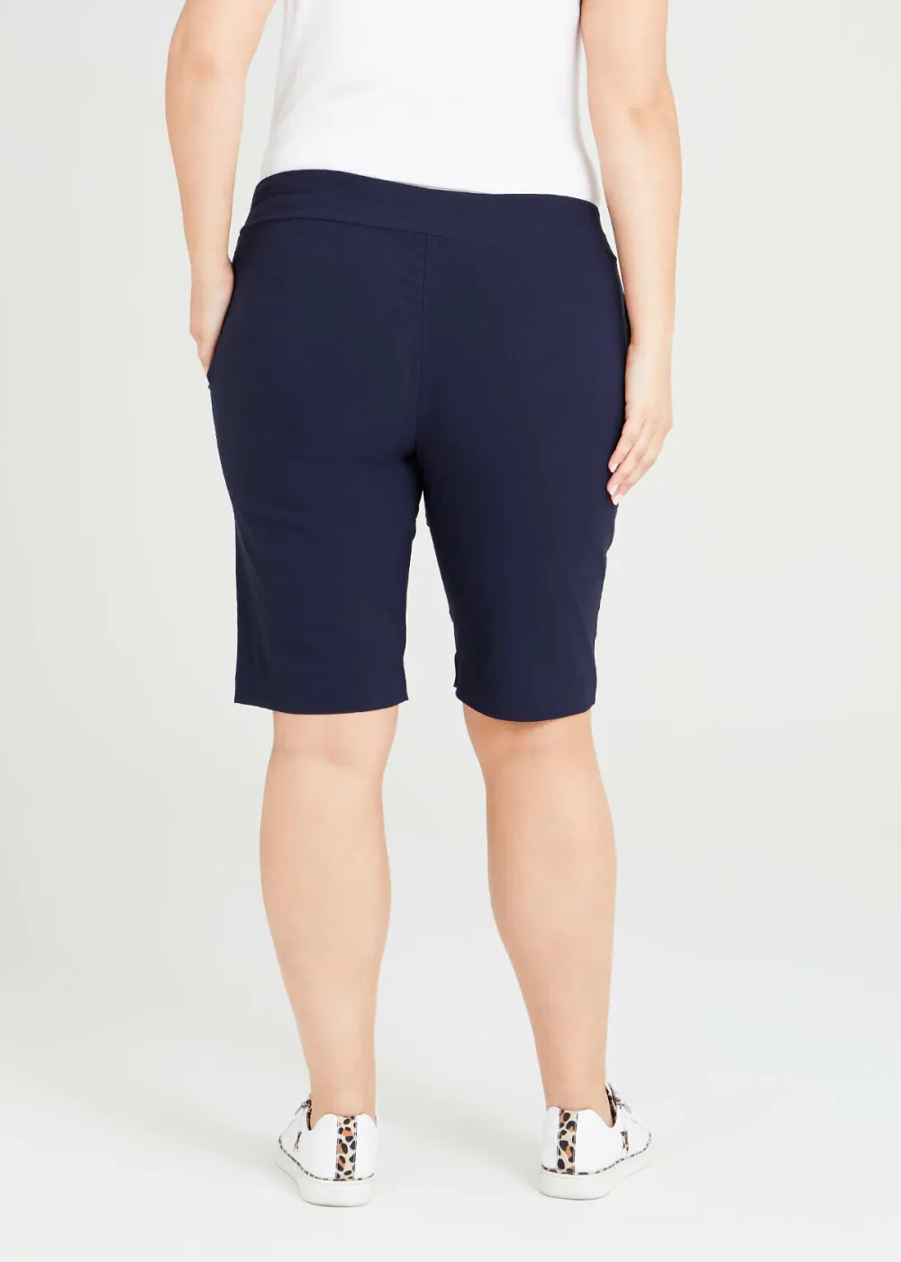 Expose Short